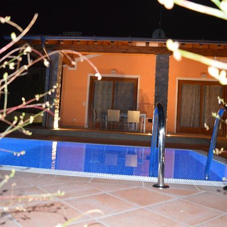 Villa Artemia Manerba del Garda Habitación foto