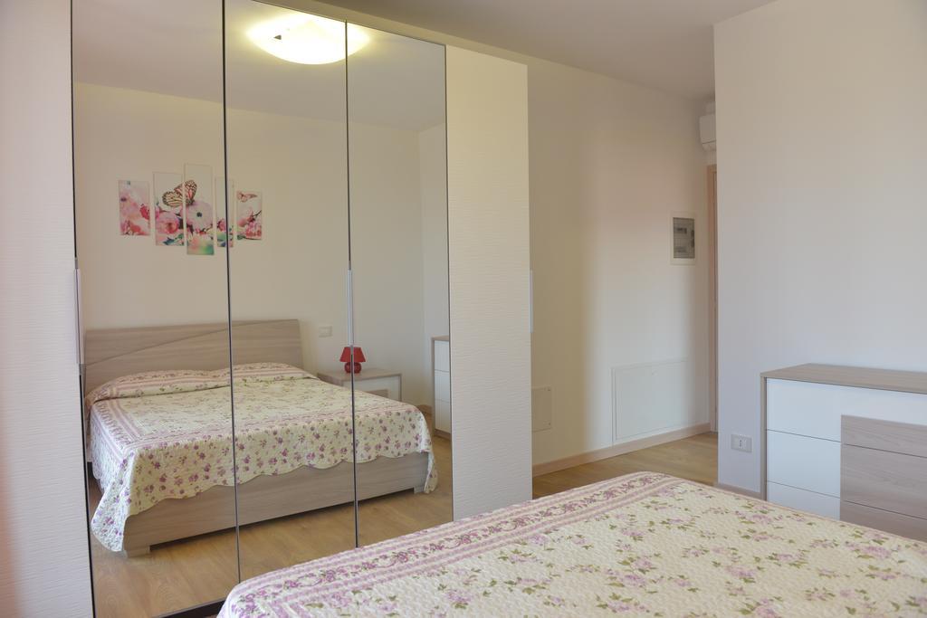 Villa Artemia Manerba del Garda Habitación foto