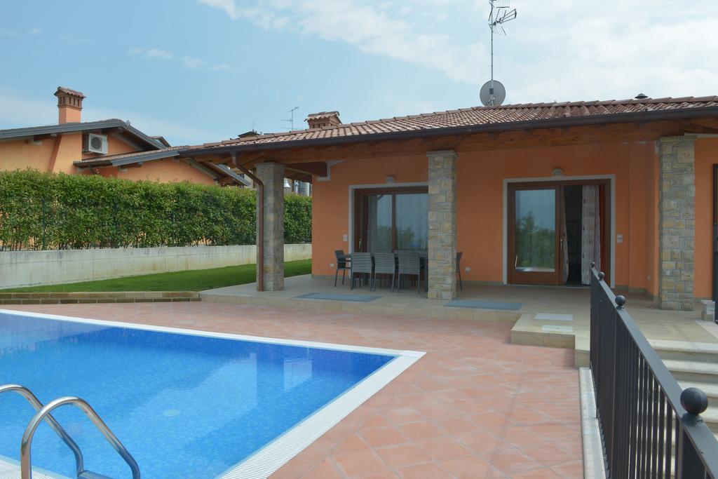 Villa Artemia Manerba del Garda Habitación foto