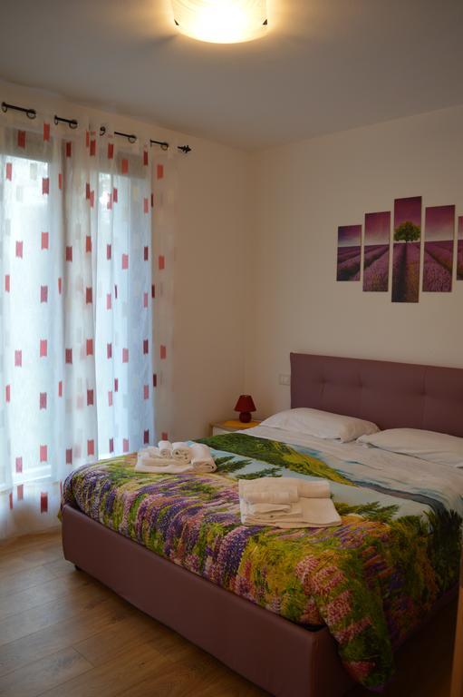 Villa Artemia Manerba del Garda Habitación foto